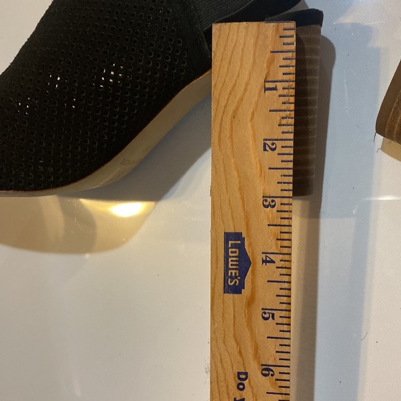 Black Marc Fisher Booties Size 7.5 - Picture 4 of 5